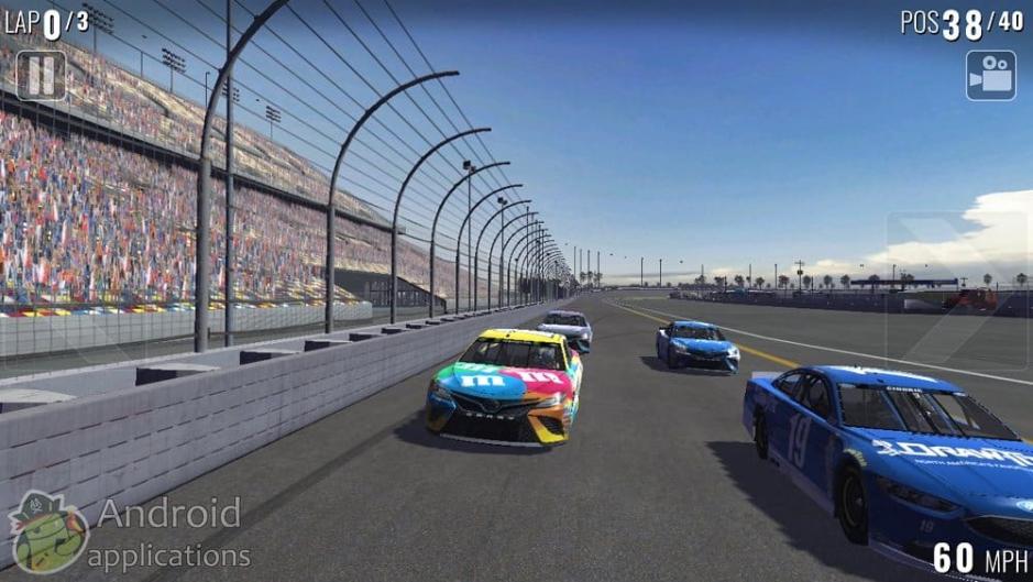 Скриншот #3 из игры NASCAR Heat Mobile